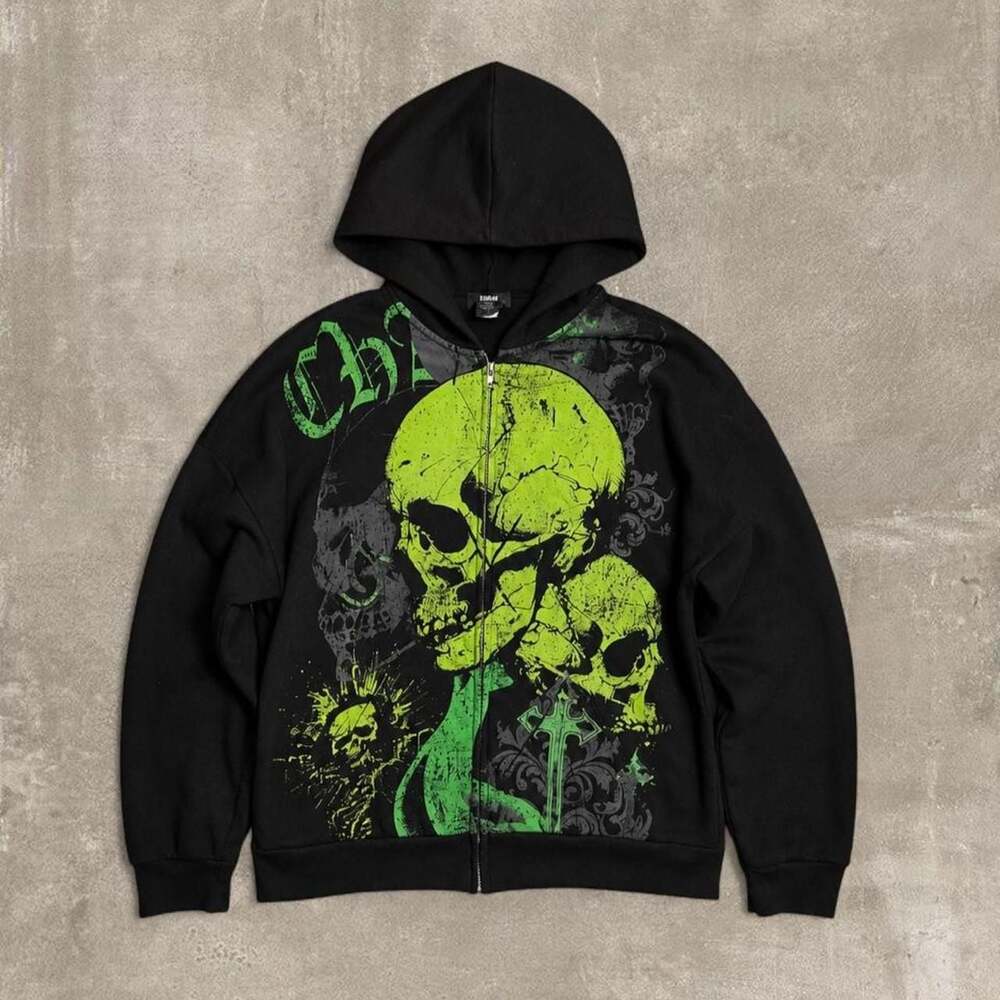 Social Collision Glory in Chaos Skull Graphic Zip Up Hoodie Large